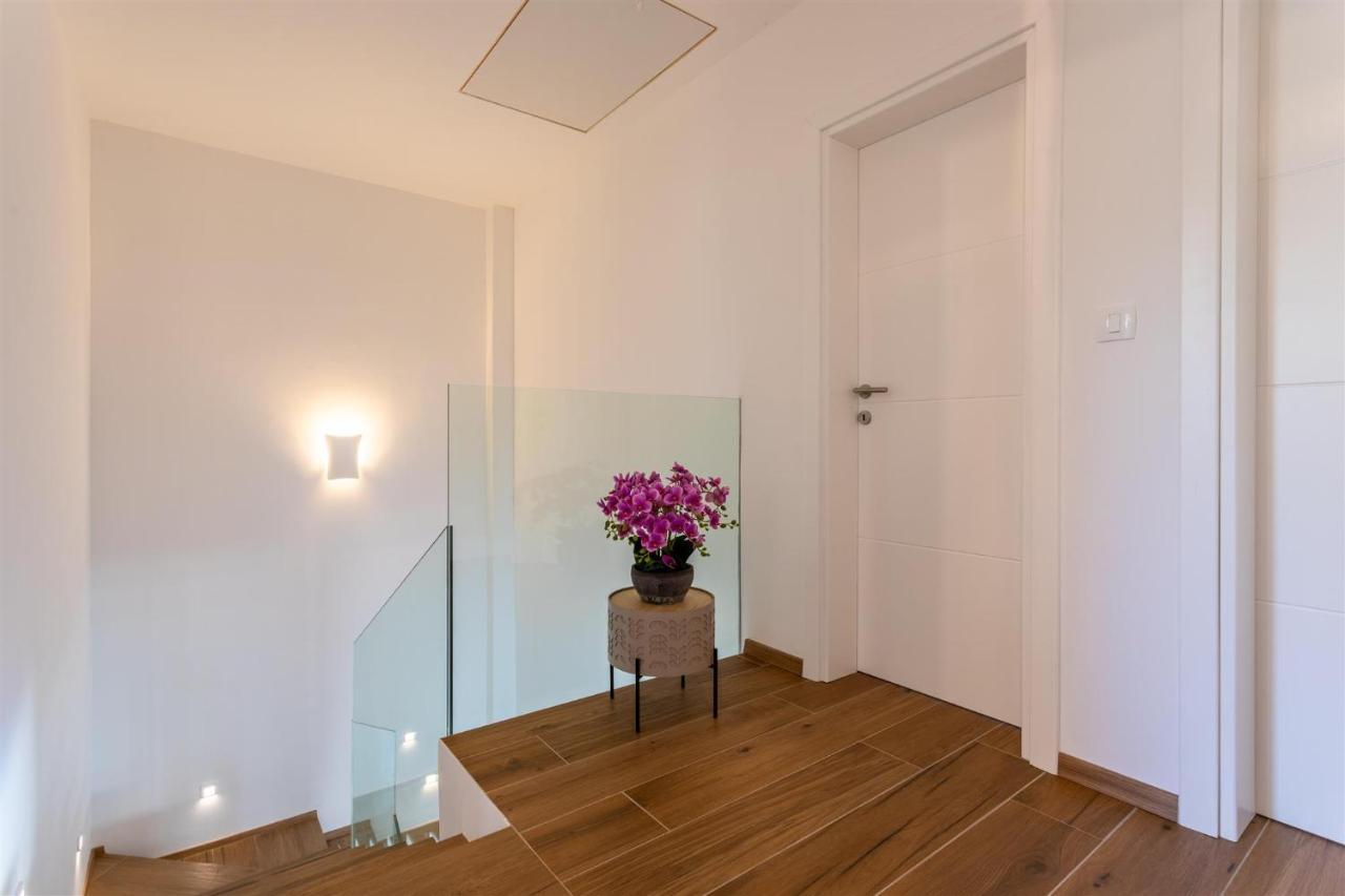 Villa Manhattan Dobrinj Exteriér fotografie