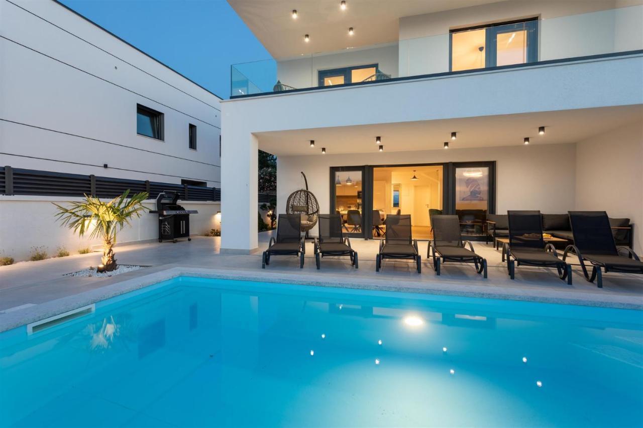 Villa Manhattan Dobrinj Exteriér fotografie